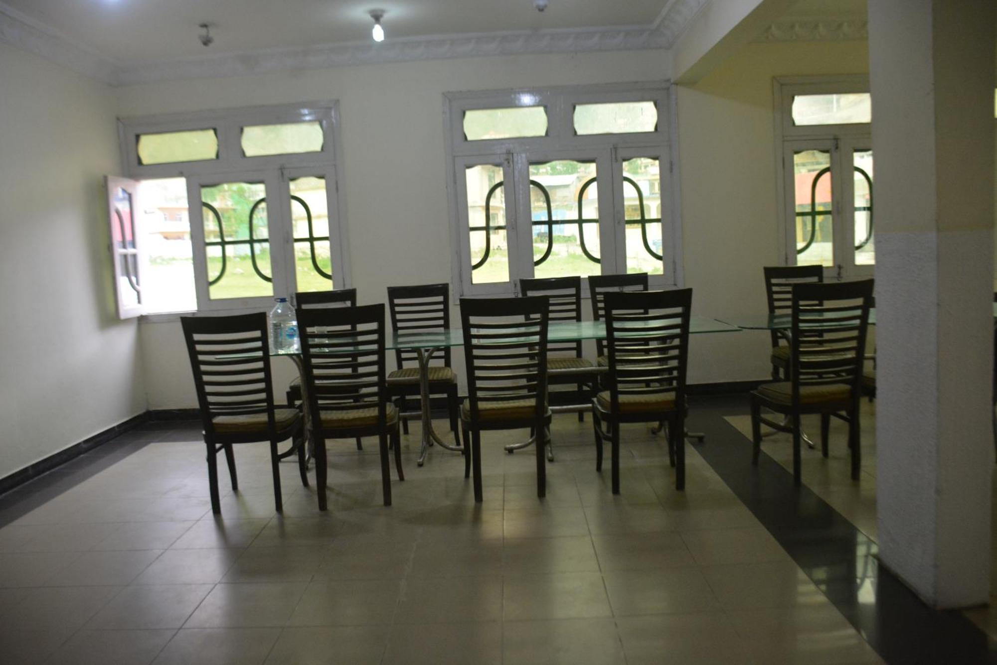 Hotel Pine Hills, Naran Exterior foto