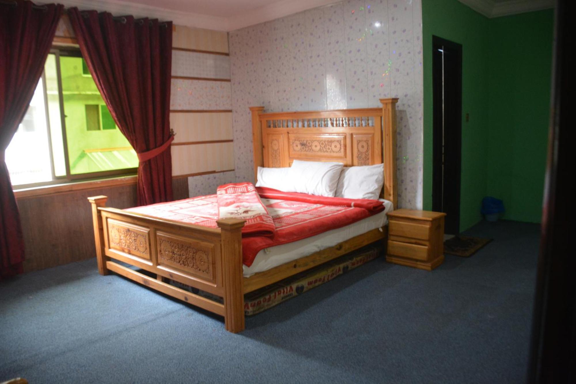 Hotel Pine Hills, Naran Exterior foto