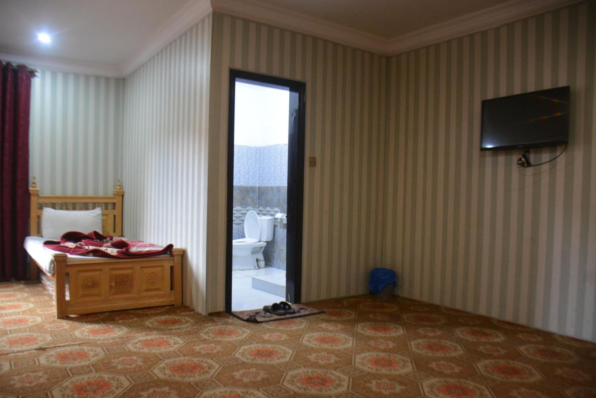 Hotel Pine Hills, Naran Exterior foto