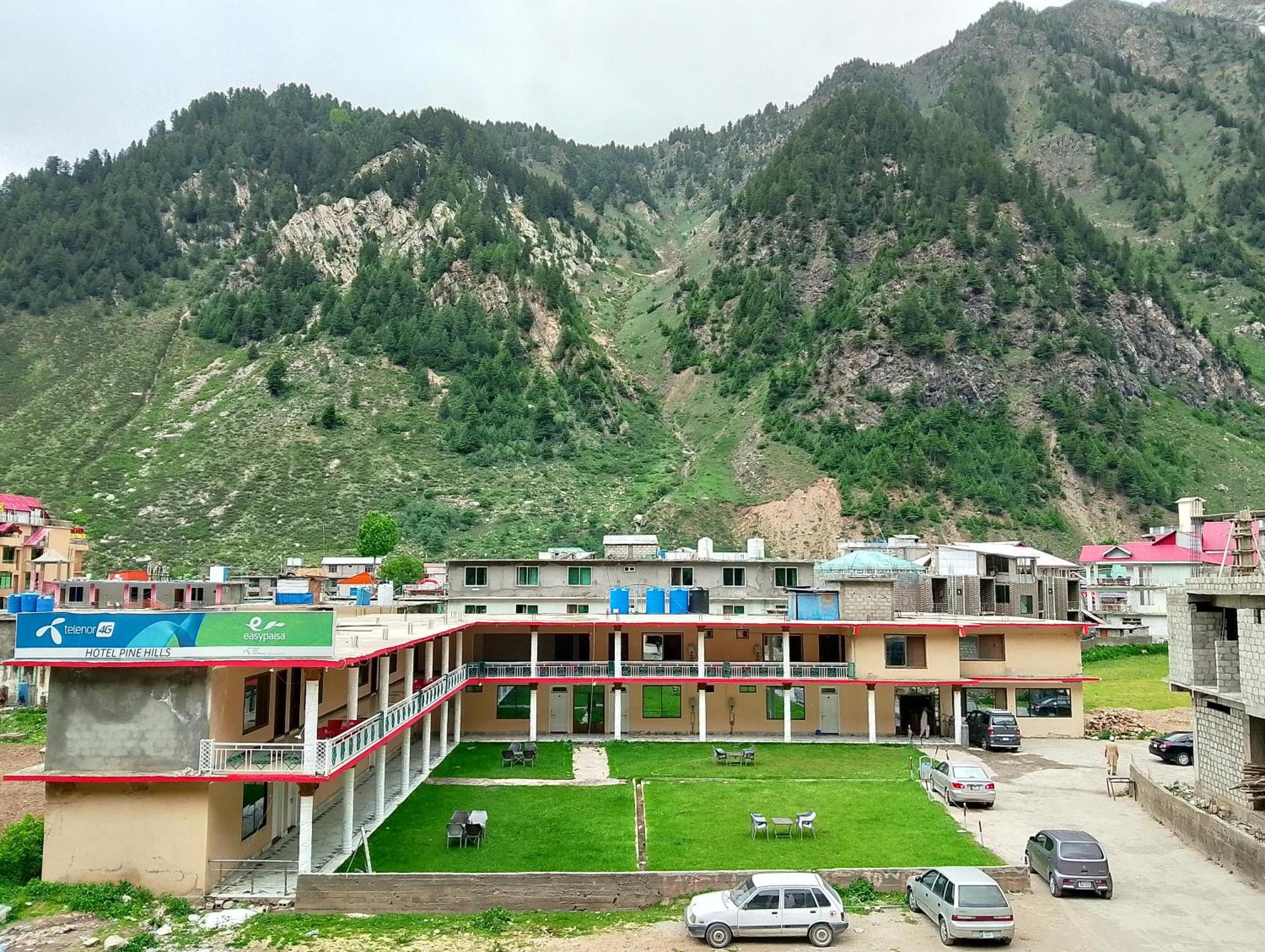 Hotel Pine Hills, Naran Exterior foto